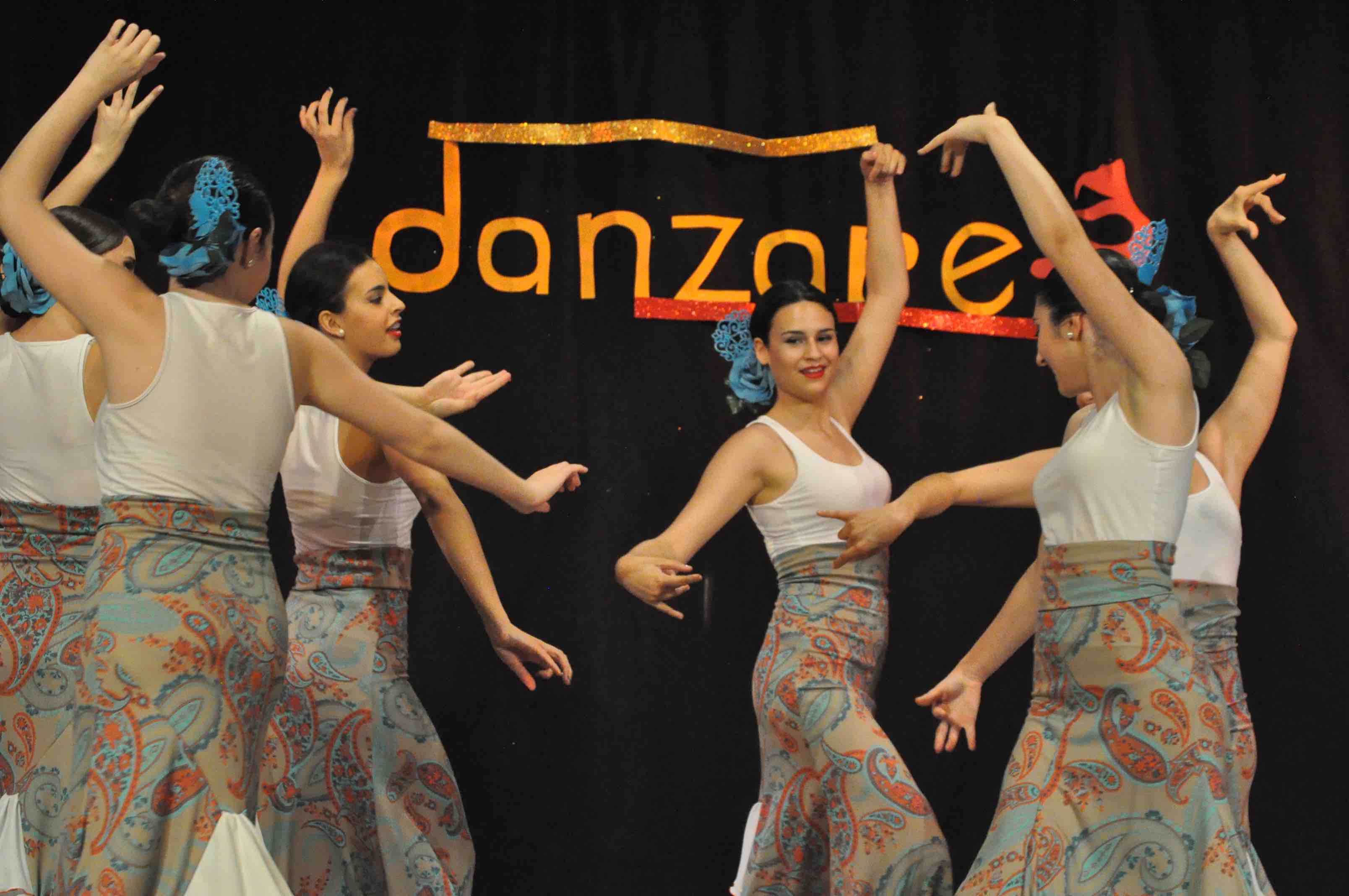 Rotundo éxito del I festival de Danzare en Cehegín