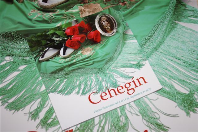 El libro de las Fiestas Patronales de Cehegín 2015 ya está a la venta