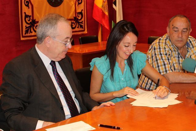 La Fundación Cajamurcia renueva su convenio de colaboración con el Ayuntamiento y los clubes de tercera edad de Bullas y La Copa