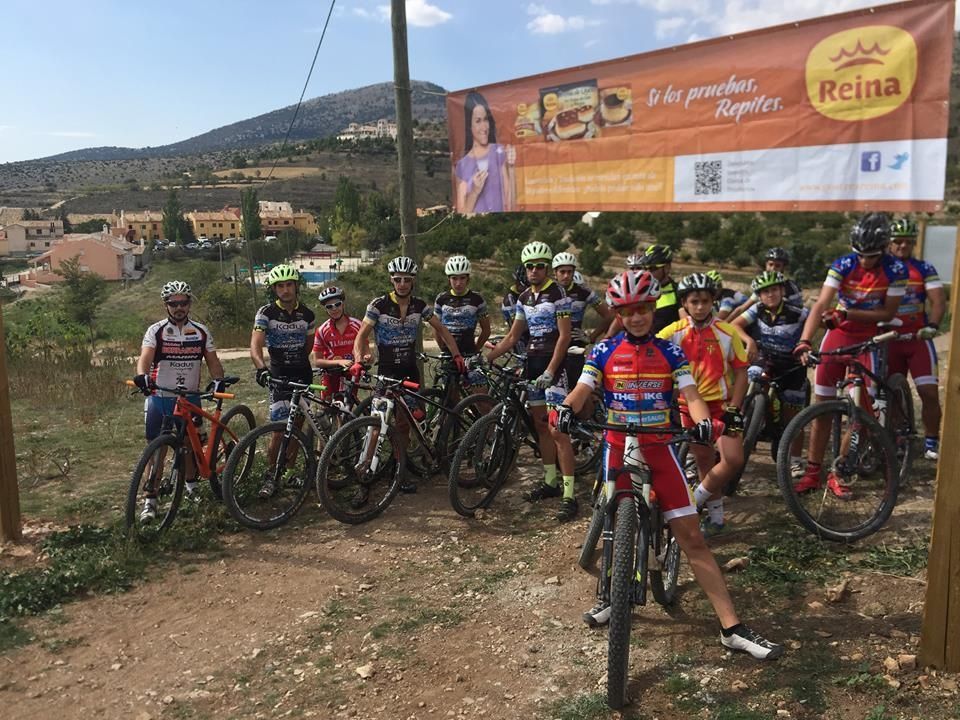 Inaugurado en Inazares un circuito de entrenamiento para ciclistas