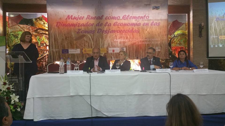 Martínez-Cacha destaca en Caravaca el "imprescindible papel de la mujer rural en el desarrollo económico y agrario regional"