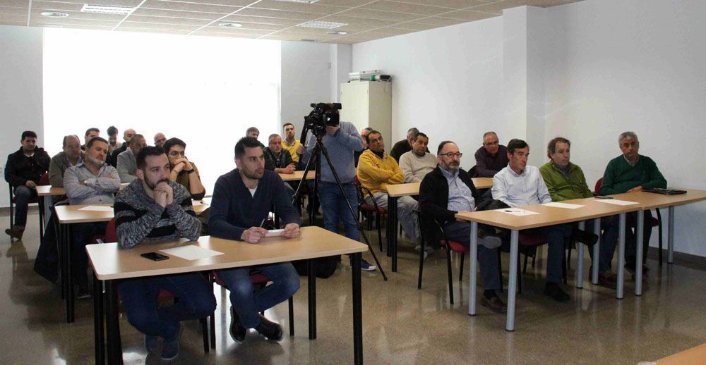 El Ayuntamiento muestra su apoyo a los empresarios agrupados en la Asociación del Calzado del Noroeste de Murcia