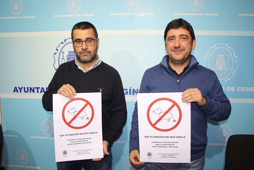 El Ayuntamiento de Cehegín lanza la campaña "Que tu mascota no deje huella" y recuerda las sanciones a propietarios