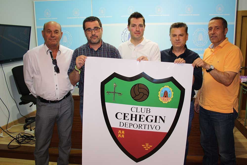 Un solo equipo de fútbol, el Club Cehegín Deportivo, representará al municipio en la temporada 2016-2017