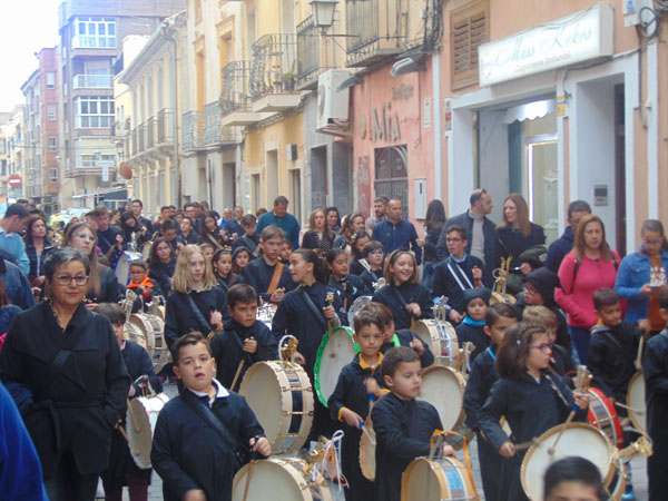 Una Gala clausura la escuela de tambor en Mula
