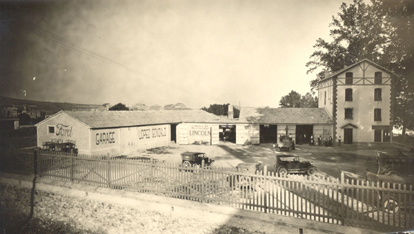 Primer emplazamiento del Garaje Ford. Hacia 1927