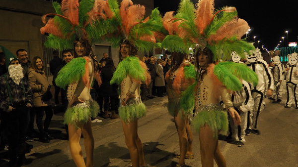 Los disfraces más coloridos y originales se vieron el sábado noche en Bullas