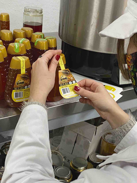 Mieles del Sureste mantiene su expansión como la productora de miel más importante de la región