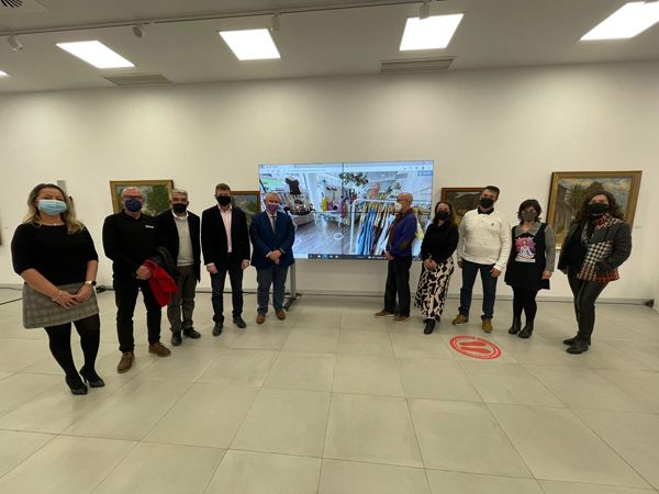 La empresa caravaqueña Puzzle Comunicación Digital entrega al Ayuntamiento de Murcia el pionero y novedoso proyecto de Tours Virtuales 3D para cuarenta comercios