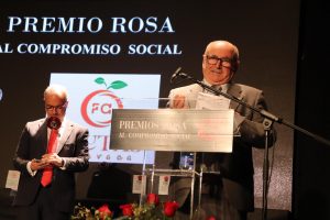 Los socialistas caravaqueños reconocen a aquellos que han impulsado el progreso en el municipio