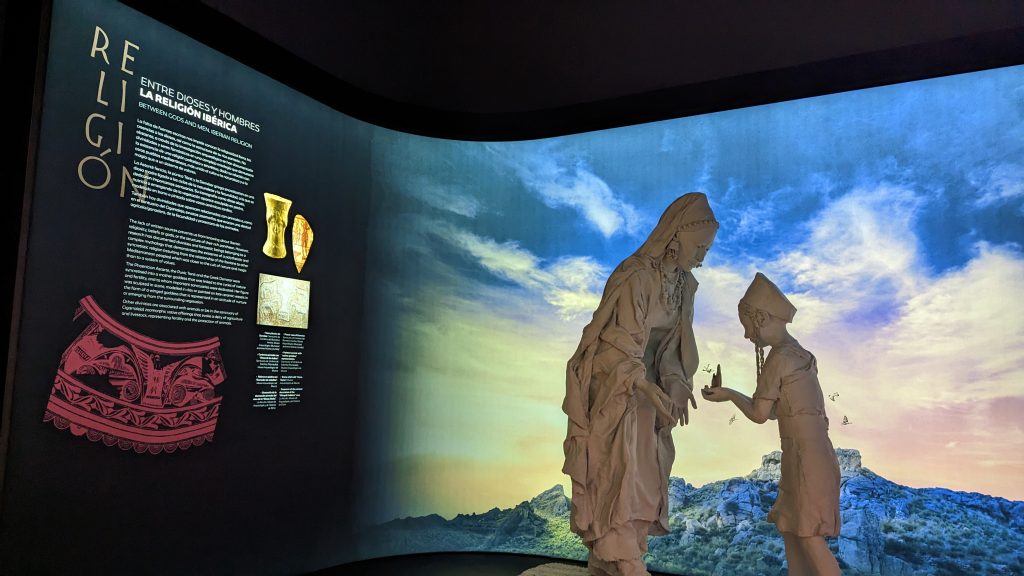 El Museo de Arte Ibérico del Cigarralejo de Mula estrena nuevas salas dedicadas al Santuario 