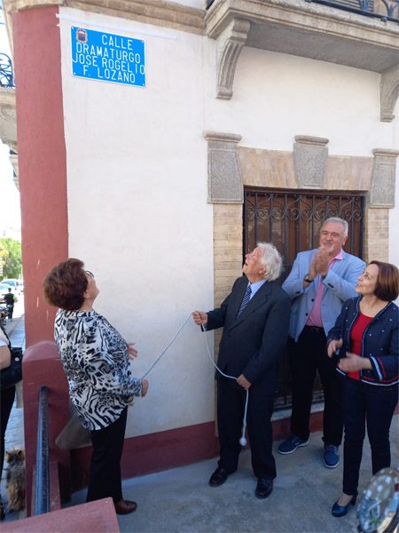 Una calle en Moratalla que se conocerá para siempre con el nombre del dramaturgo don José Rogelio Fernández Lozano