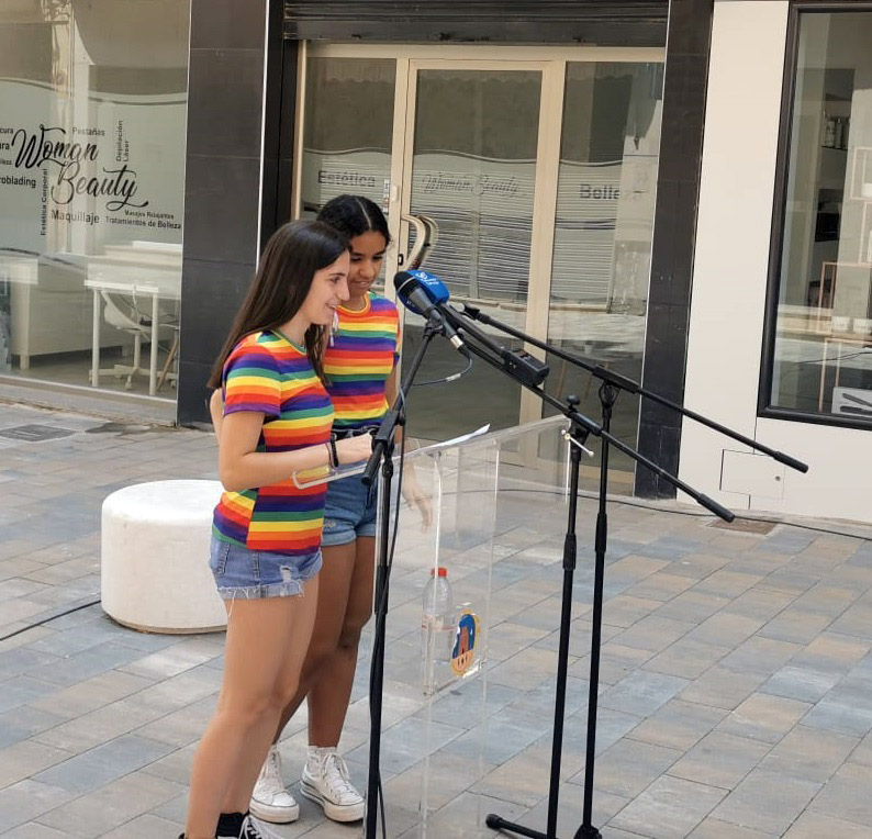 Cehegín da lectura al manifiesto del Día Internacional del Orgullo LGTBI