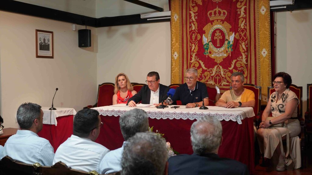 Luis Melgarejo Armada reelegido Hermano Mayor de la Cofradía de La Vera Cruz