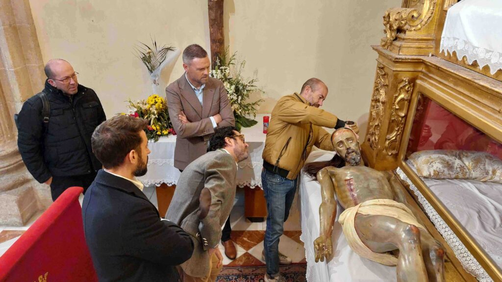El Ayuntamiento de Caravaca solicita la restauración de la imagen del Santo Entierro